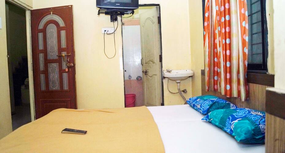 Sai Shivneri Lodge, Shirdi 2